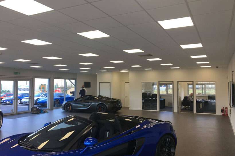 Neptune-Flexolution-Showroom-McLaren-Hatfield-Showroom-temporaire