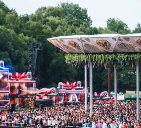 Neptunus-Salacia-Tomorrowland-Boom-Festival-structure