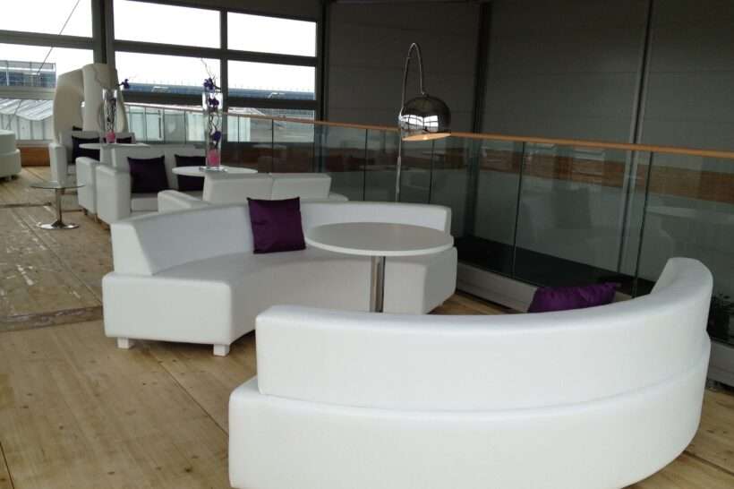 Neptunus-Evolution-Mezzanine-Silverstone-hotel-temporaire