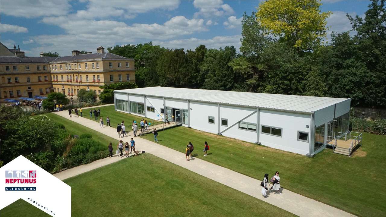 Neptunus Flexolution Bâtiment temporaire à double usage Trinity College d'Oxford